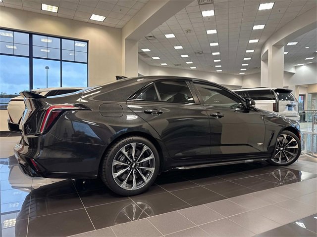 2024 Cadillac CT4 photo 4