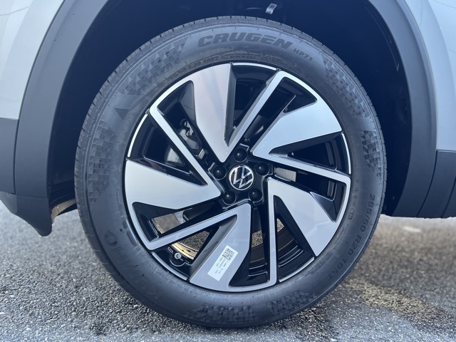 2026 Volkswagen Atlas SE Technology photo 12