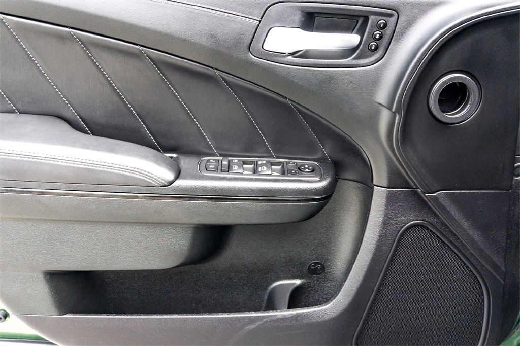 2023 Dodge Charger R/T photo 10