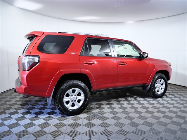 2018 Toyota 4Runner SR5 photo 7