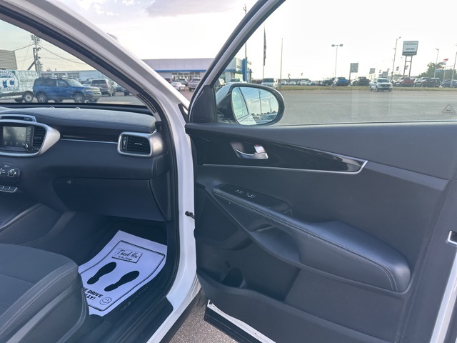 2017 Kia Sorento LX photo 10