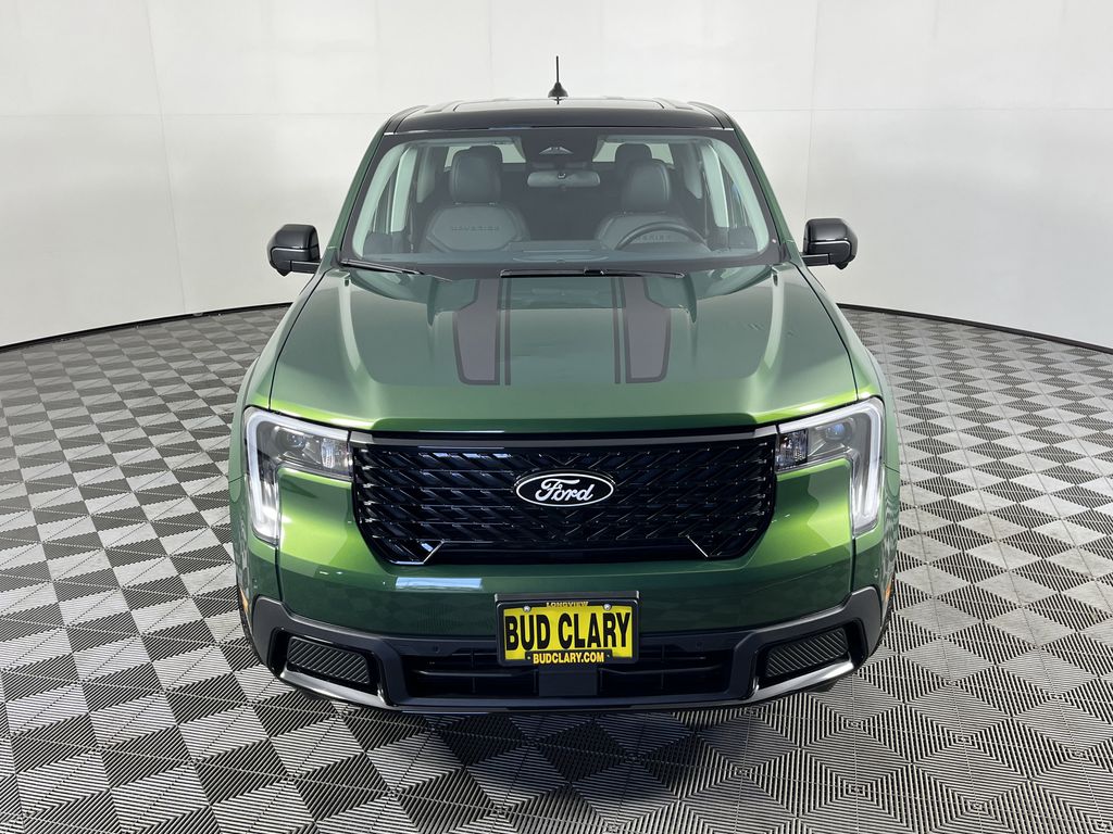 2025 Ford Maverick Lariat photo 2