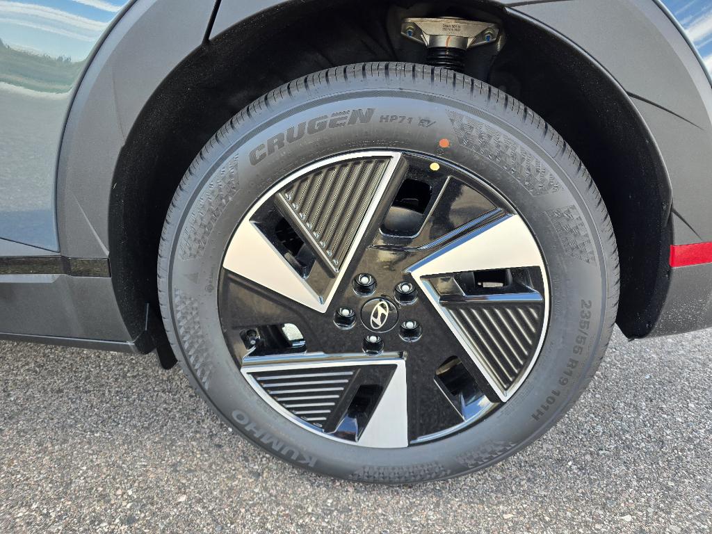 2025 Hyundai Ioniq 5 SE photo 9