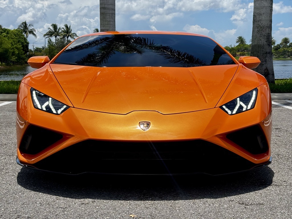 2023 Lamborghini Huracan Evo Base photo 3