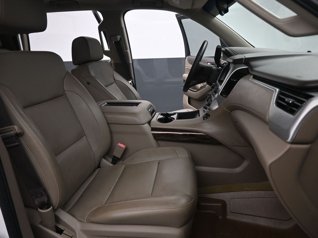 2017 Gmc Yukon SLT photo 26