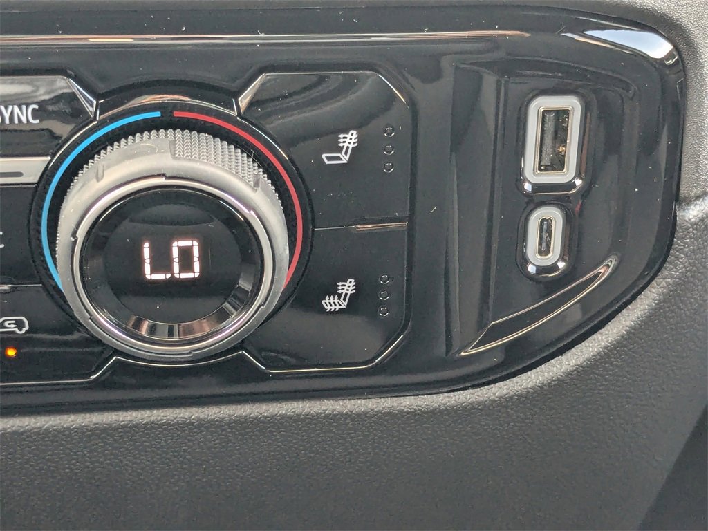 2026 Chevrolet Silverado 1500 RST photo 19
