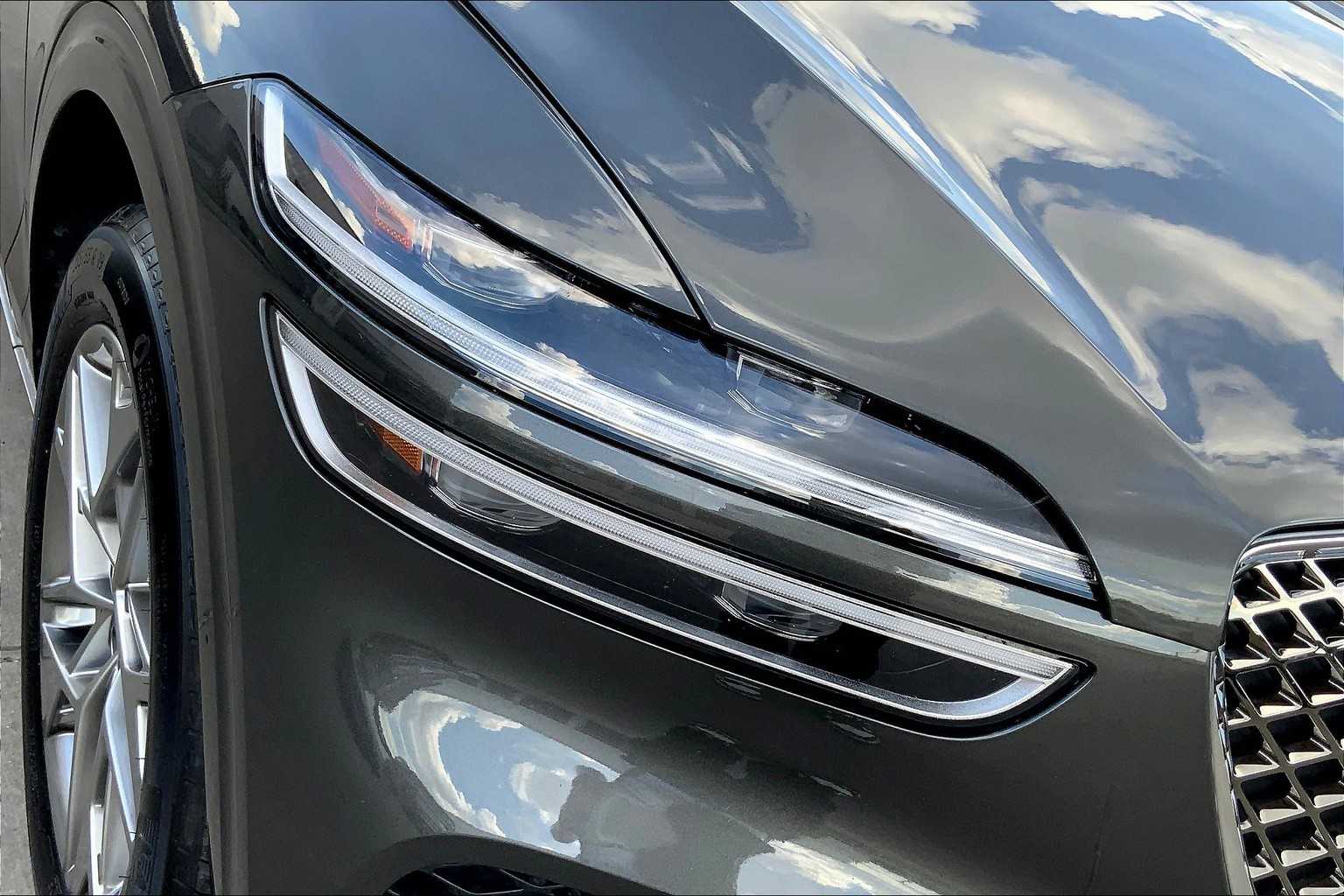 2025 Genesis GV70 2.5T photo 26