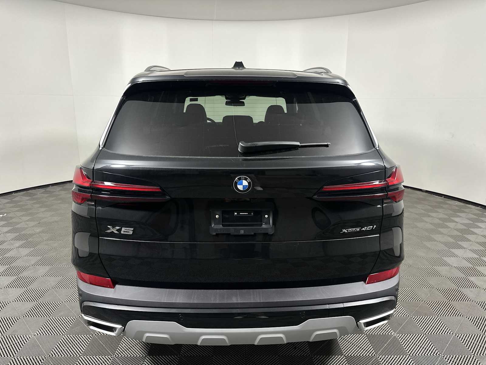 2026 Bmw X5 xDrive40i photo 2