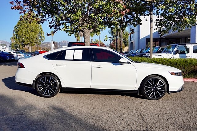 Used 2024 White Honda Touring image 6