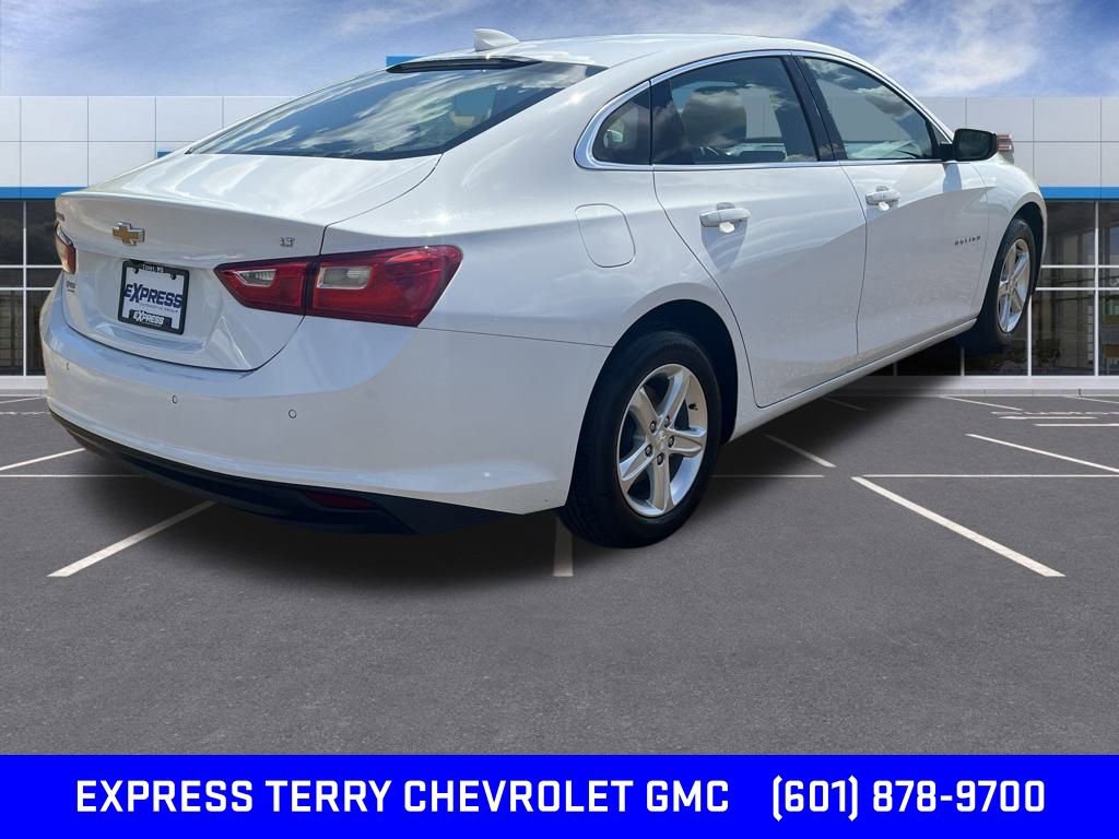 2023 Chevrolet Malibu 1LT photo 4