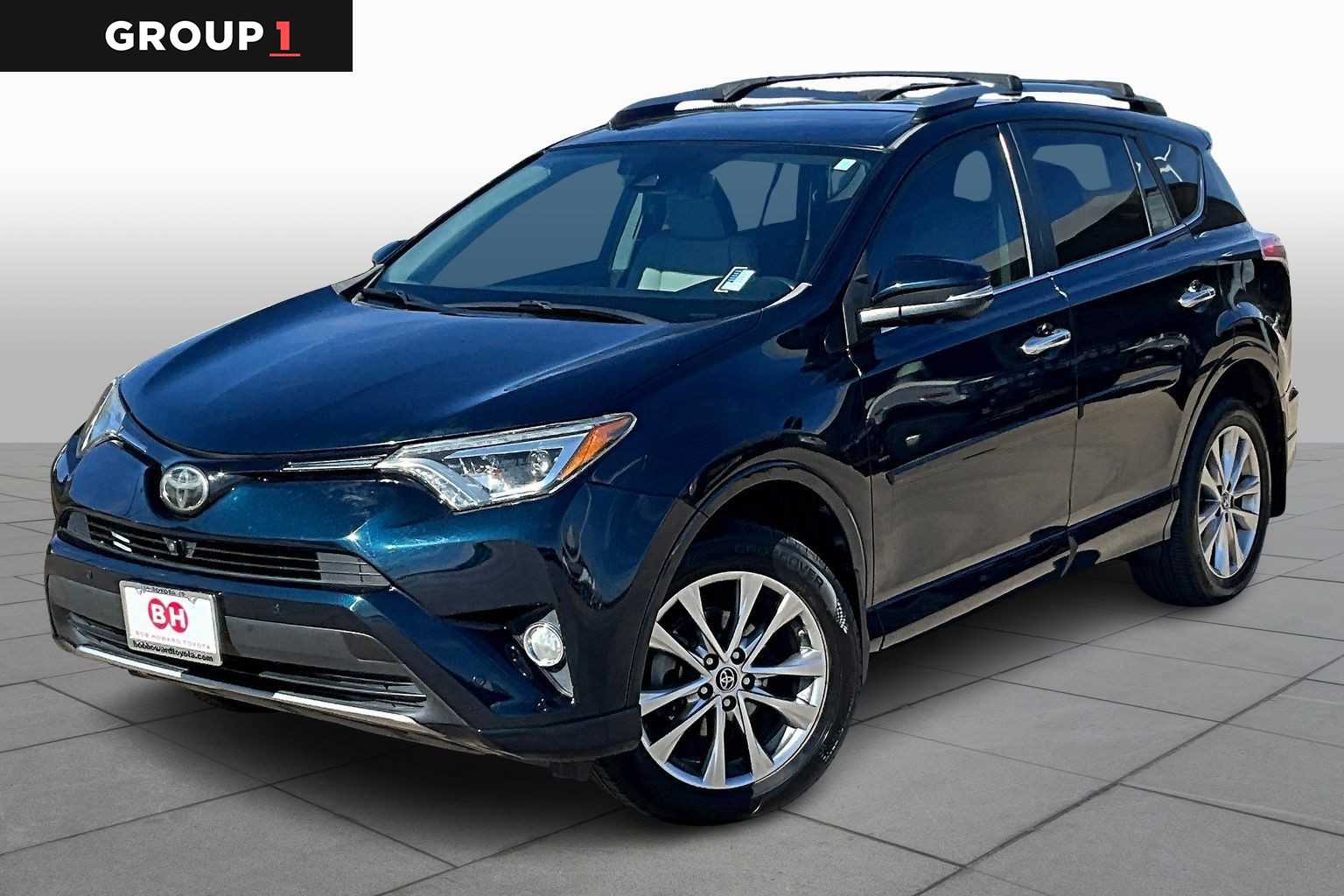2017 Toyota RAV4 Platinum's photo