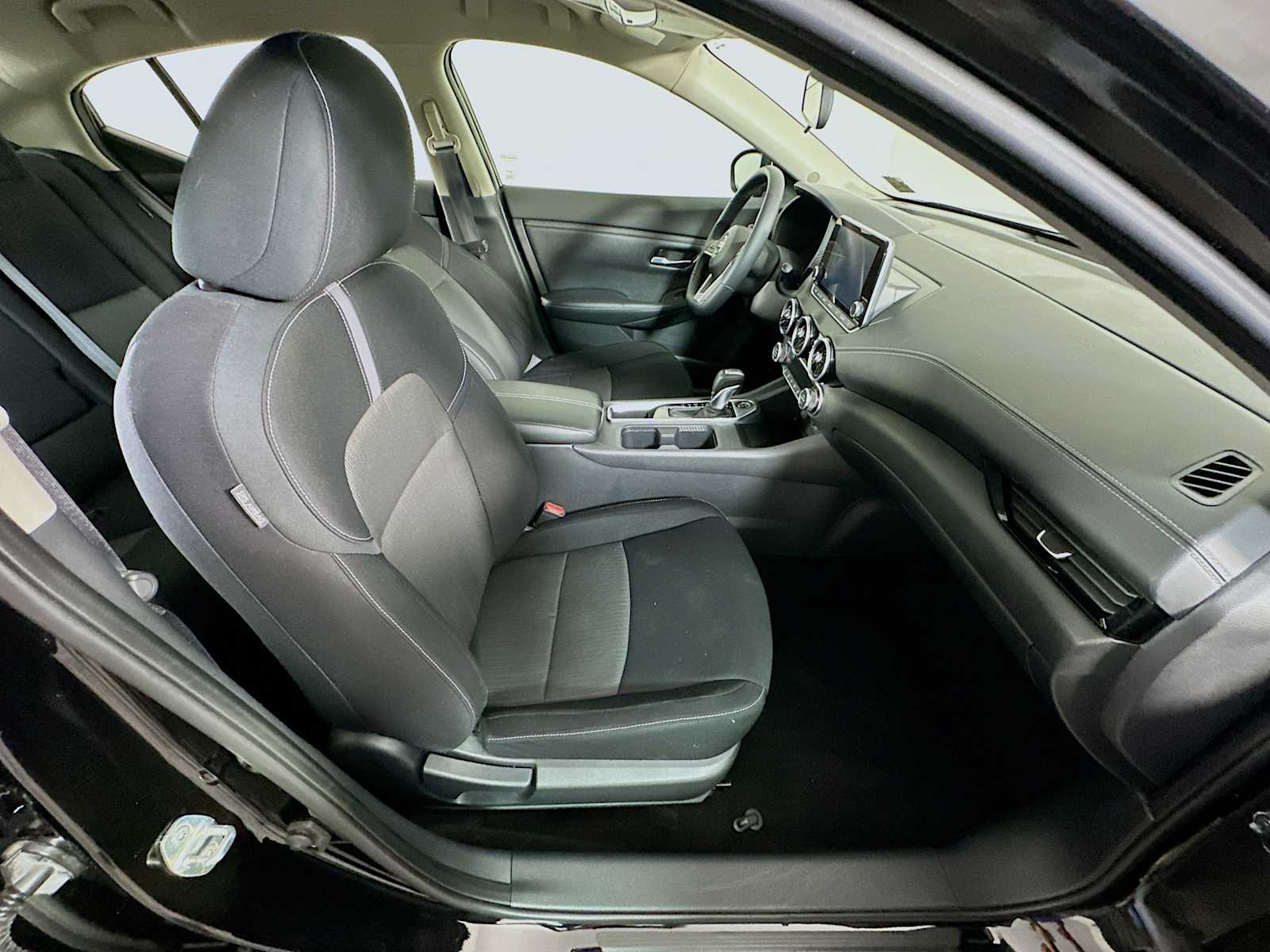 2021 Nissan Sentra SV photo 27