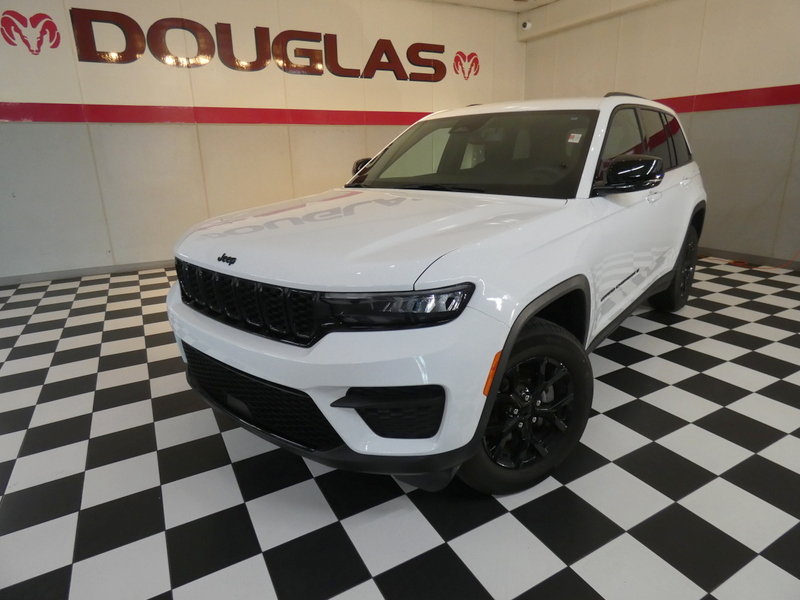 2024 Jeep Grand Cherokee Altitude's photo