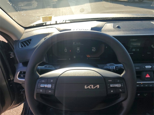 2025 Kia K4 LX photo 14
