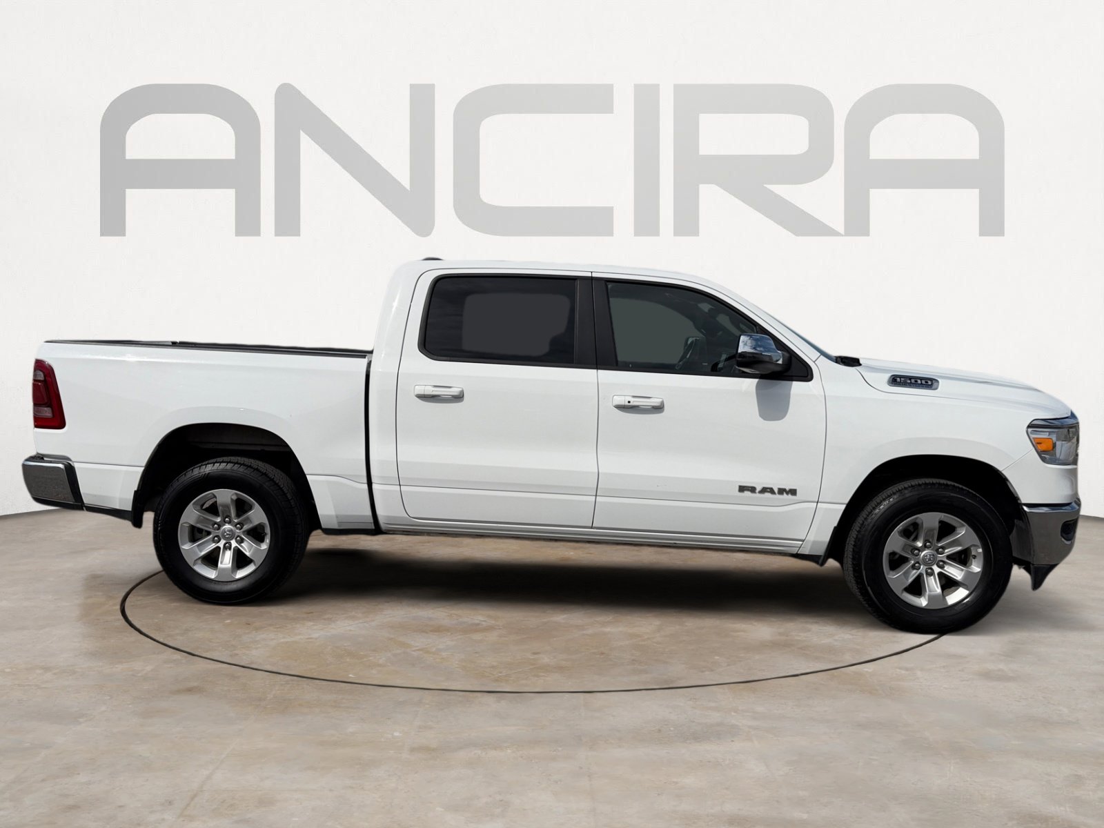 2024 Ram 1500 Laramie photo 10