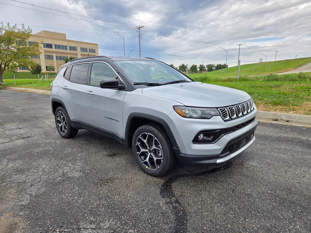 2026 Jeep Compass Limited's photo