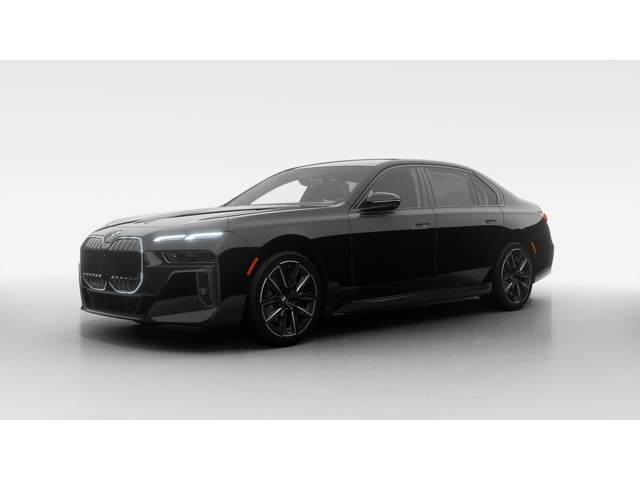 2025 BMW 740