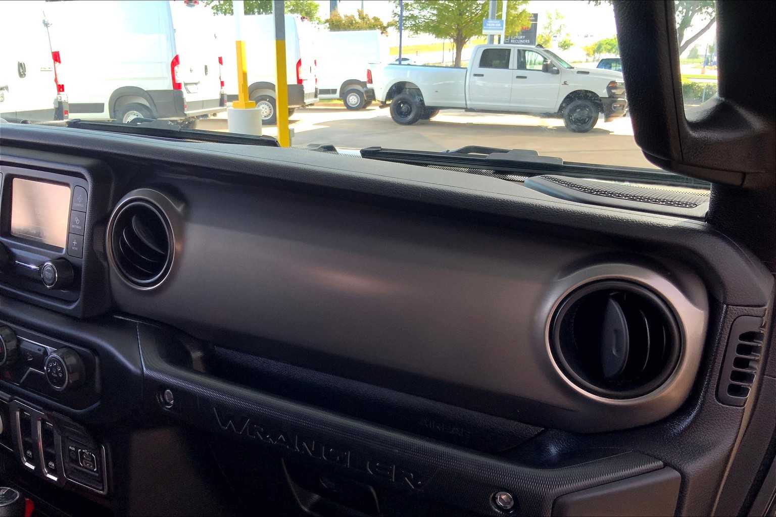 2018 Jeep Wrangler Sport S photo 16