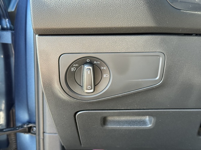 2020 Volkswagen Tiguan SEL photo 14