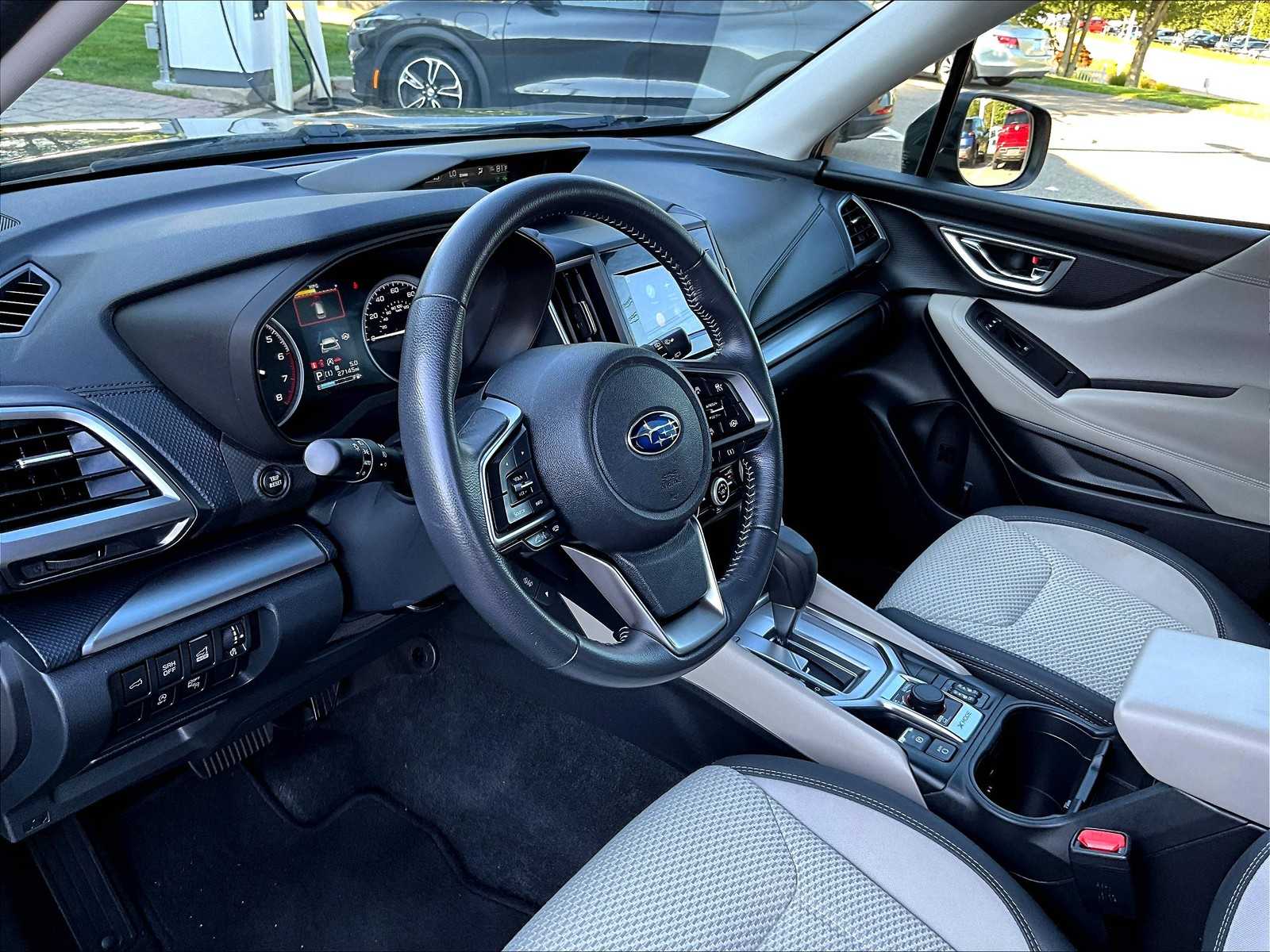 2022 Subaru Forester Premium photo 4