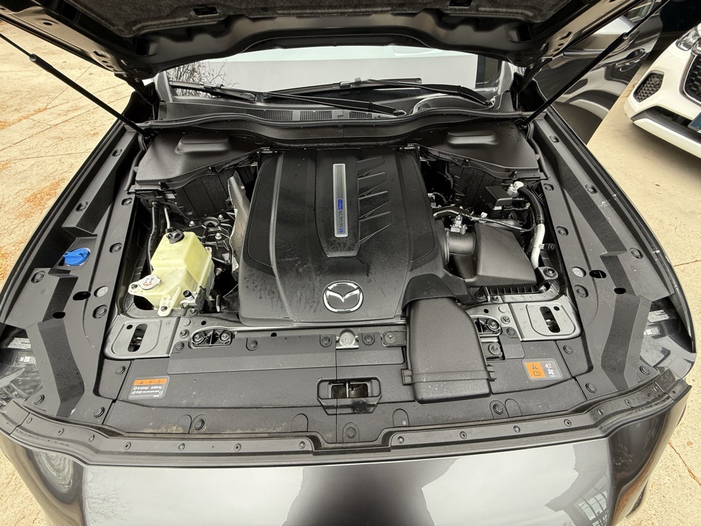 2024 Mazda CX-90 Plug-in Hybrid Premium photo 2