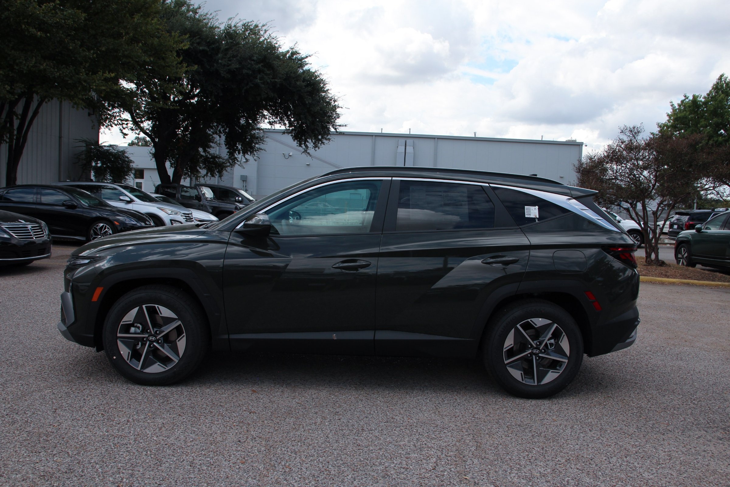 2026 Hyundai Tucson SEL photo 5