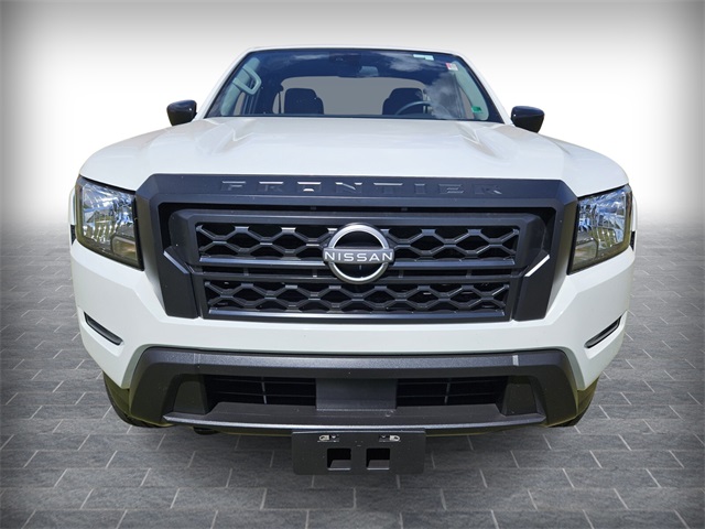 2024 Nissan Frontier S photo 2