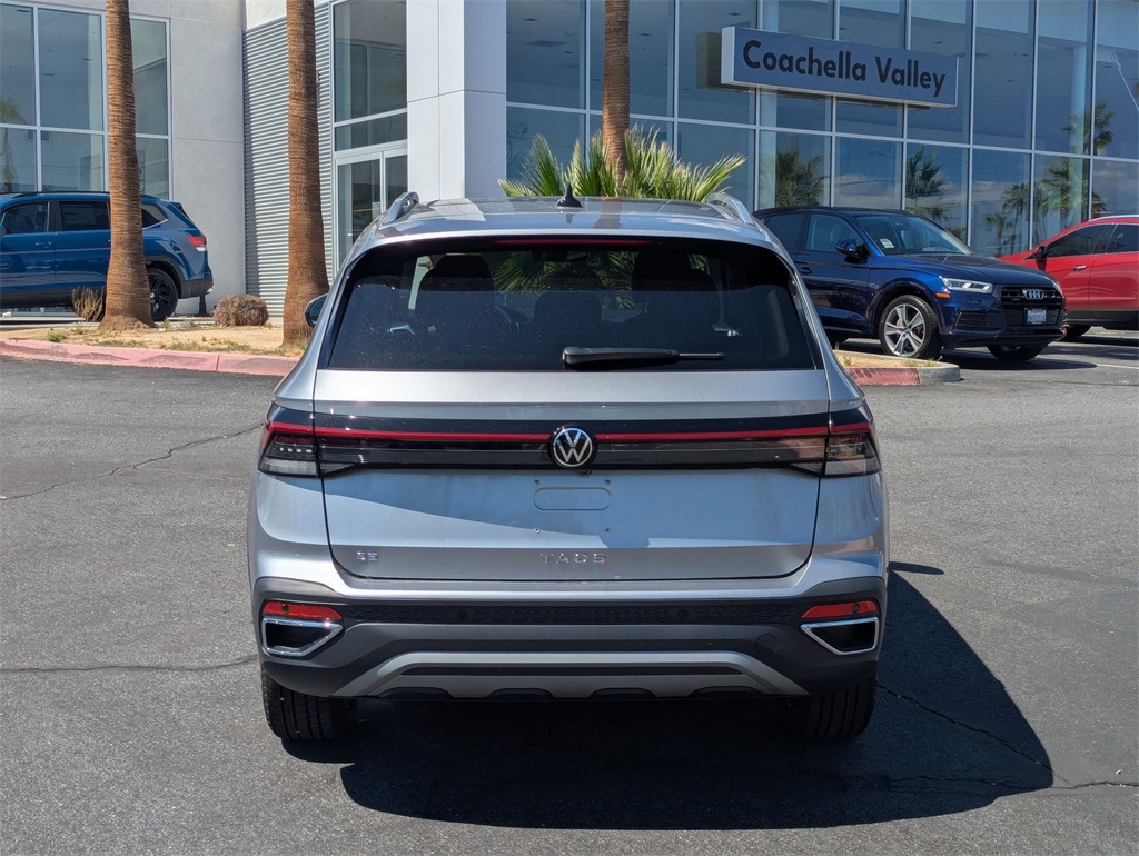 2025 Volkswagen Taos SE photo 4