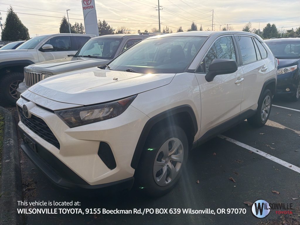 2022 Toyota RAV4 LE
