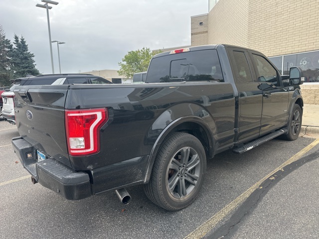 2016 Ford F-150 XLT photo 2