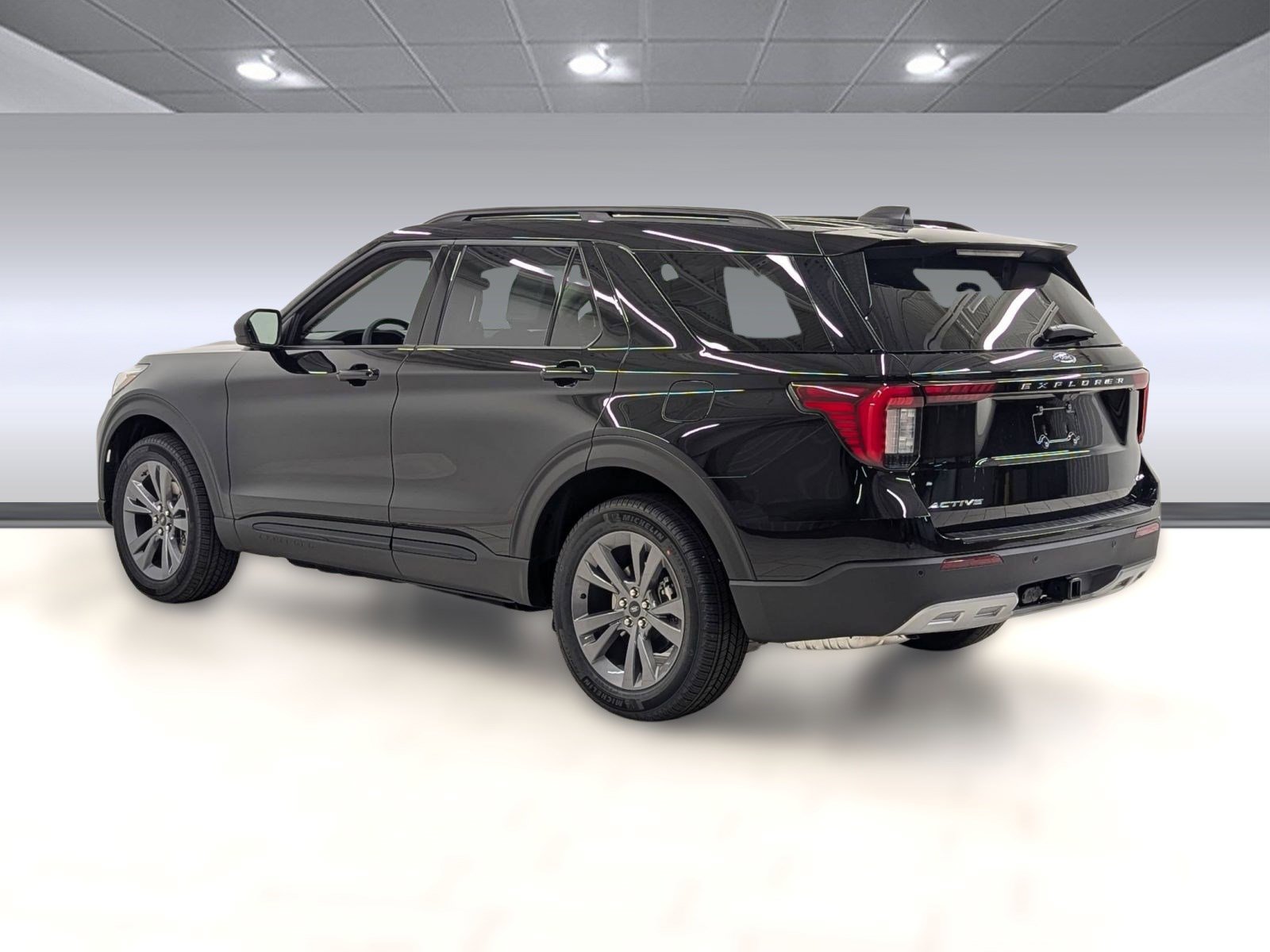 2026 Ford Explorer photo 2