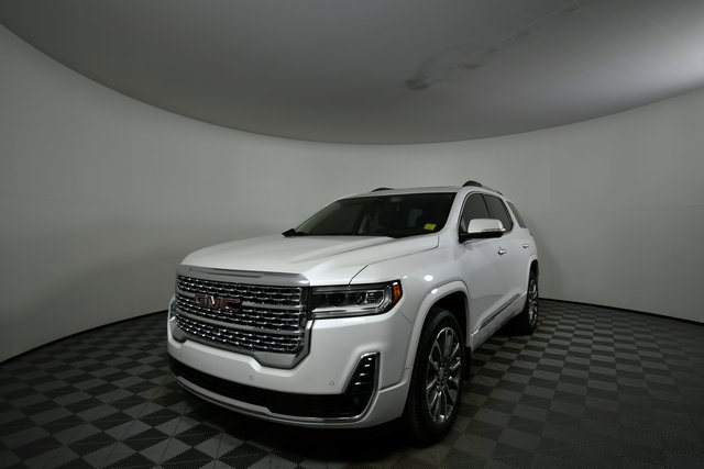2023 Gmc Acadia Denali photo 2