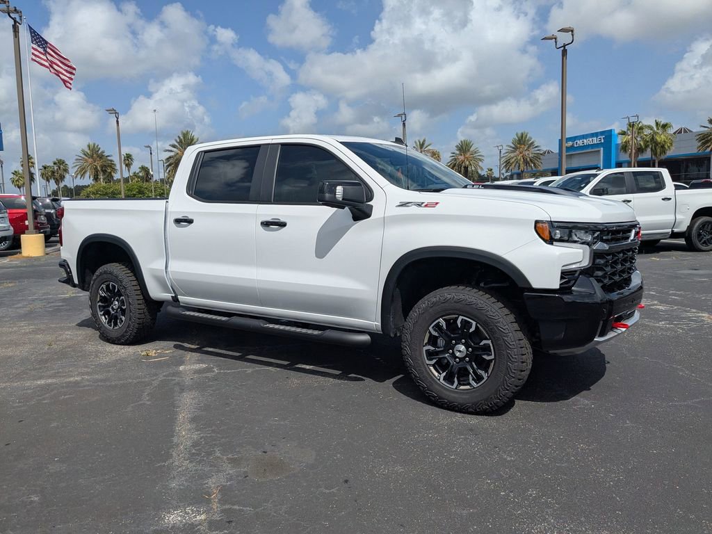 2025 Chevrolet Silverado 1500 ZR2 photo 2