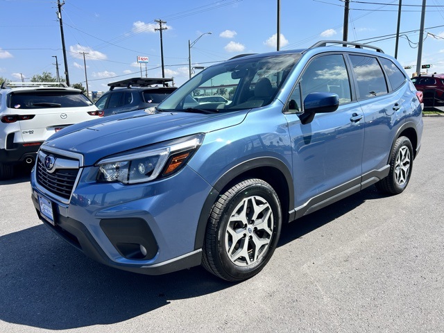 2021 Subaru Forester Premium photo 2