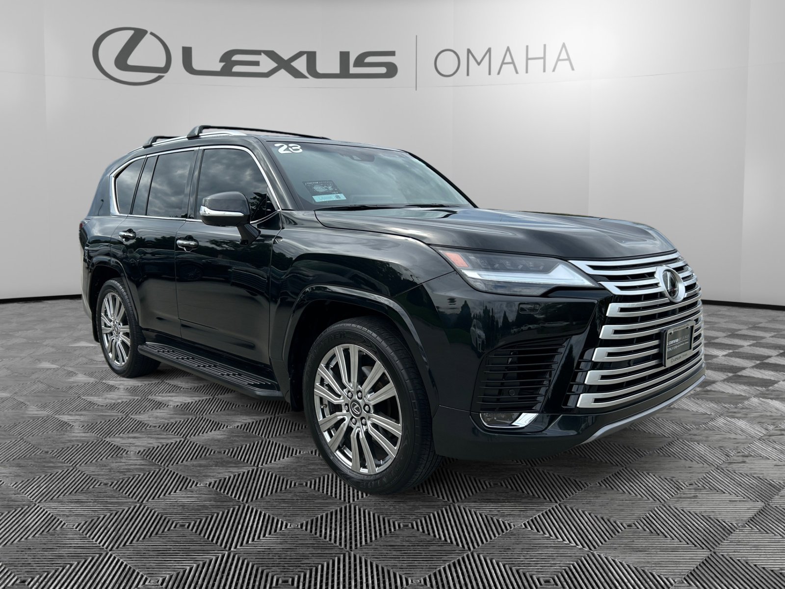2023 Lexus LX Ultra Luxury's photo