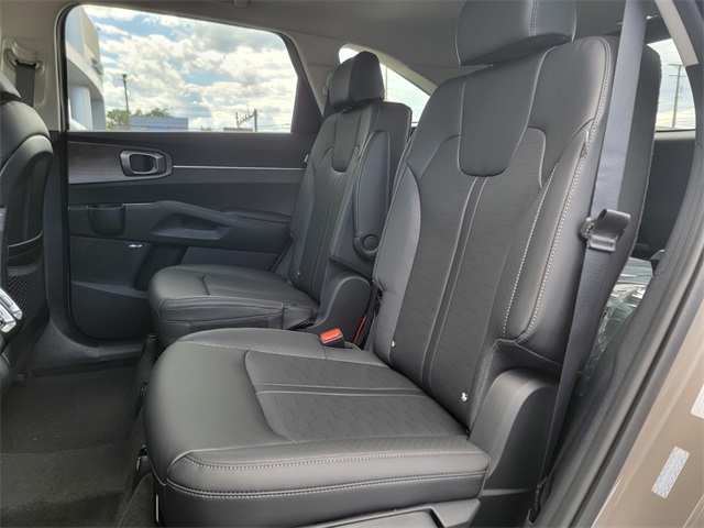 2026 Kia Sorento X-Line EX photo 12