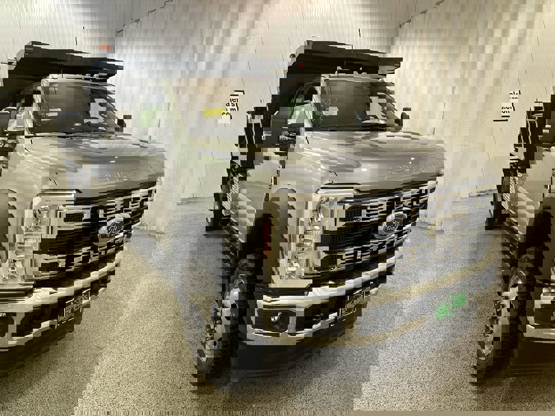 2026 Ford F-550 Super Duty Chassis Cab XL's photo