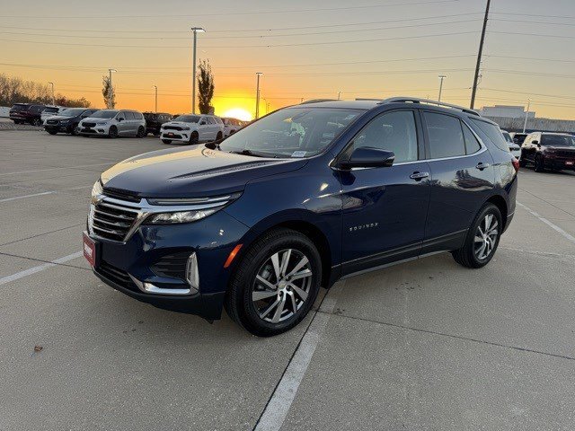 2022 Chevrolet Equinox Premier photo 3