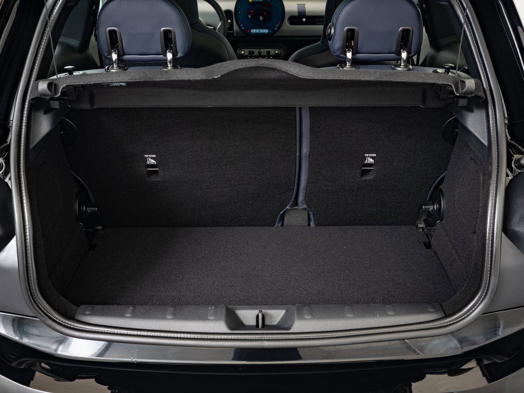 2025 Mini Cooper Signature photo 16