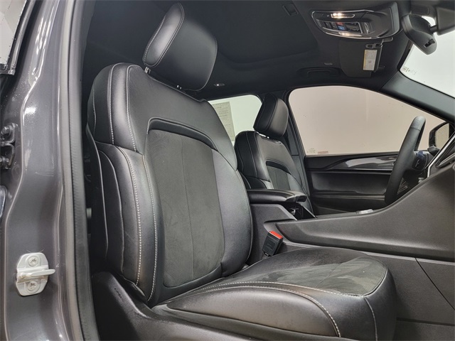 2023 Jeep Grand Cherokee Altitude photo 19