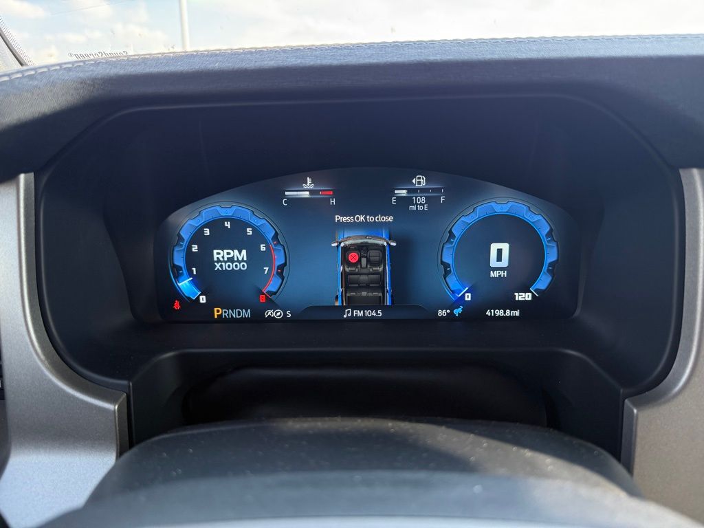 2025 Ford Bronco Outer Banks photo 8