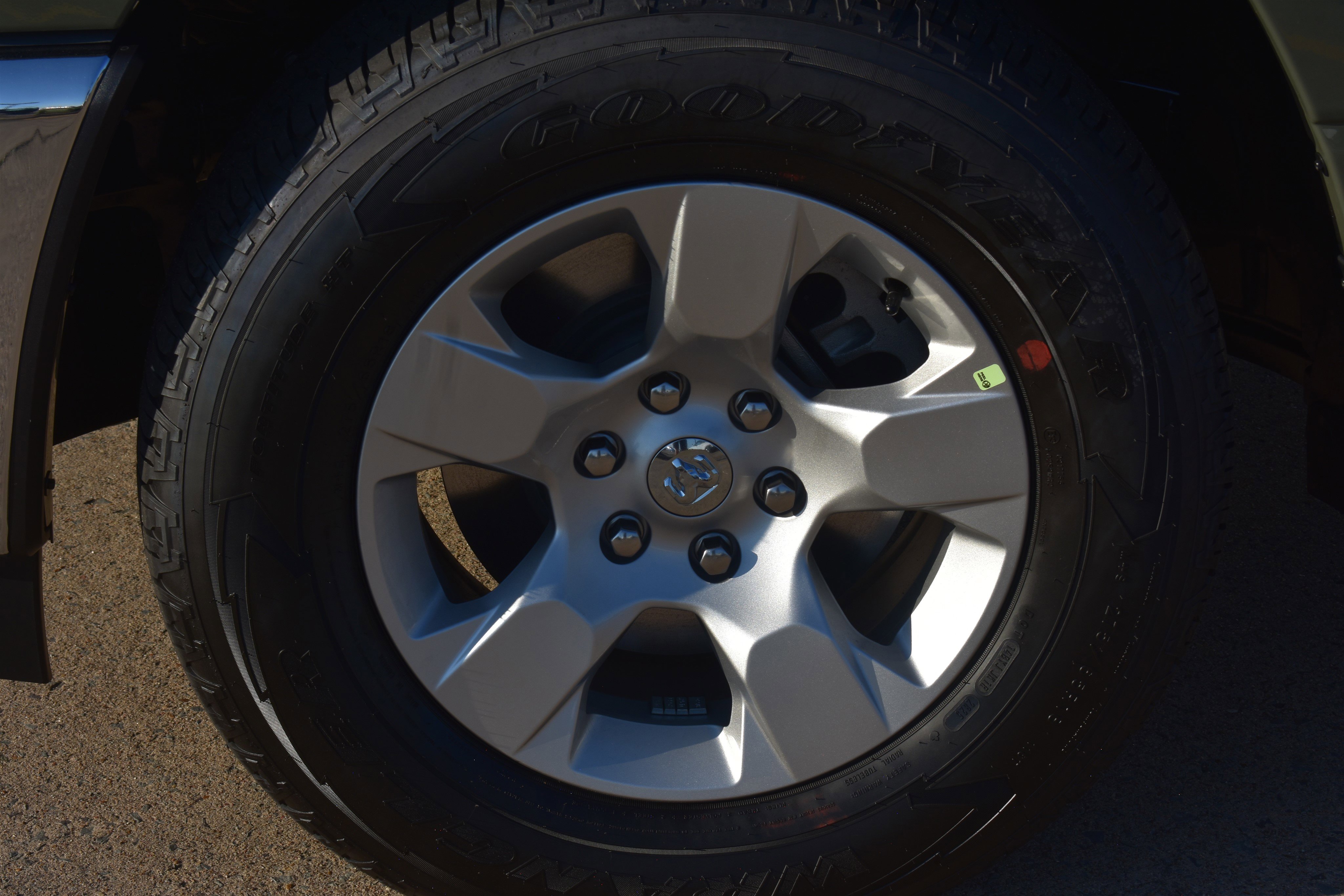 2026 Ram 1500 Tradesman photo 3