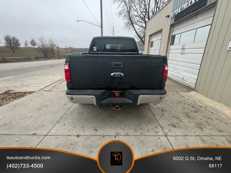 2015 Ford F-250 photo 3