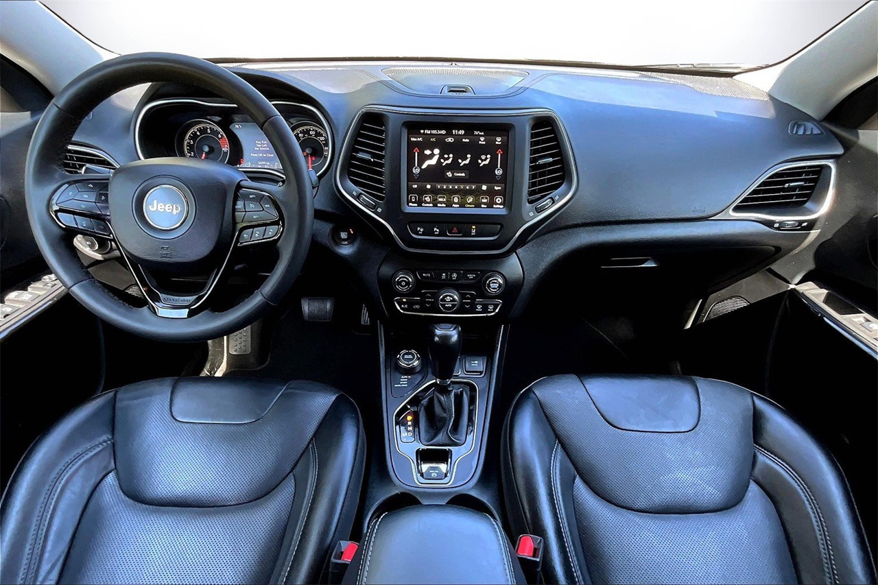 2023 Jeep Cherokee Altitude photo 10