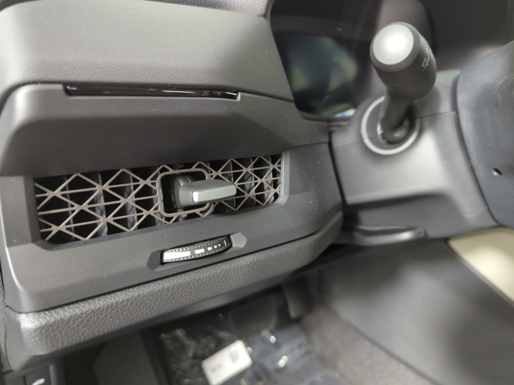 2025 Honda Accord SE photo 23