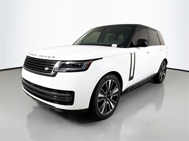 2025 Land Rover Range Rover SE's photo