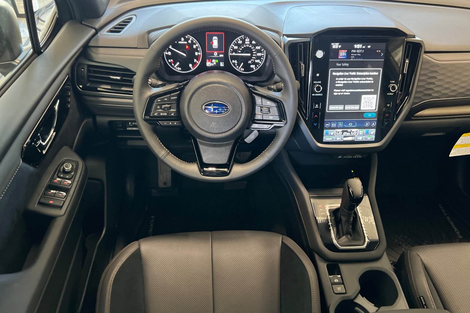 2025 Subaru Forester Touring photo 14