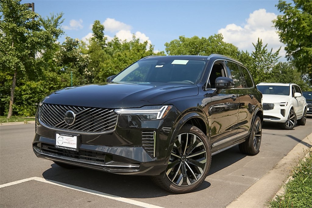 2025 VOLVO XC90 - Image 28