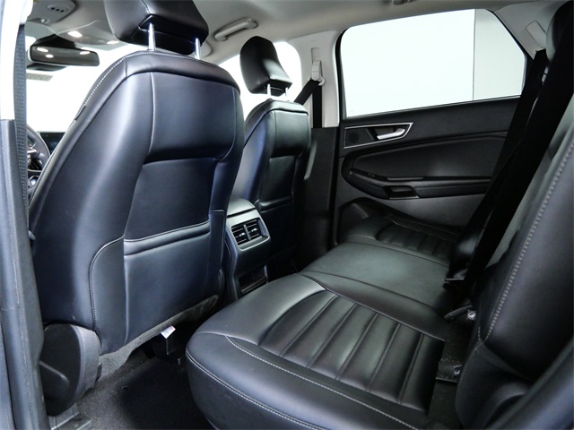 2023 Ford Edge SEL photo 12
