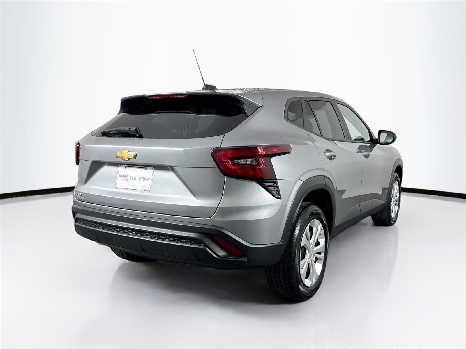 2024 Chevrolet Trax LS photo 5
